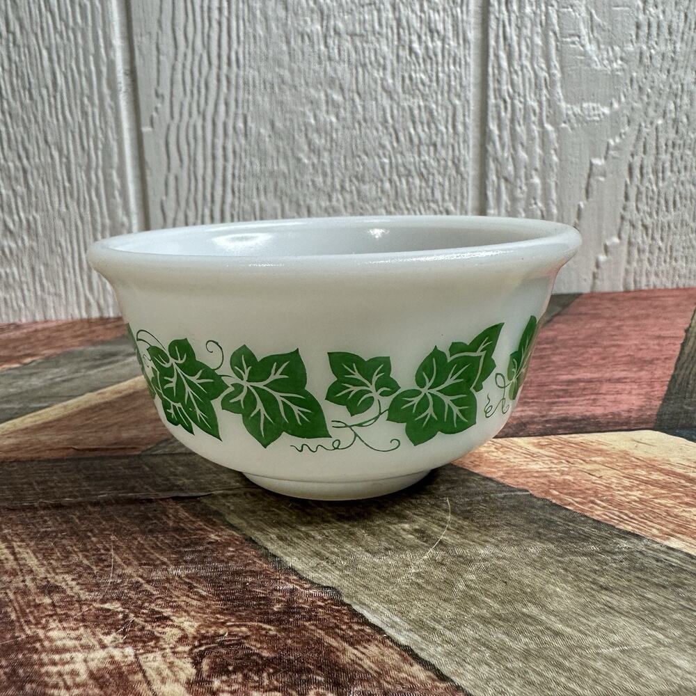 Hazel Atlas Green Ivy Milk Glass 4.5" Bowl